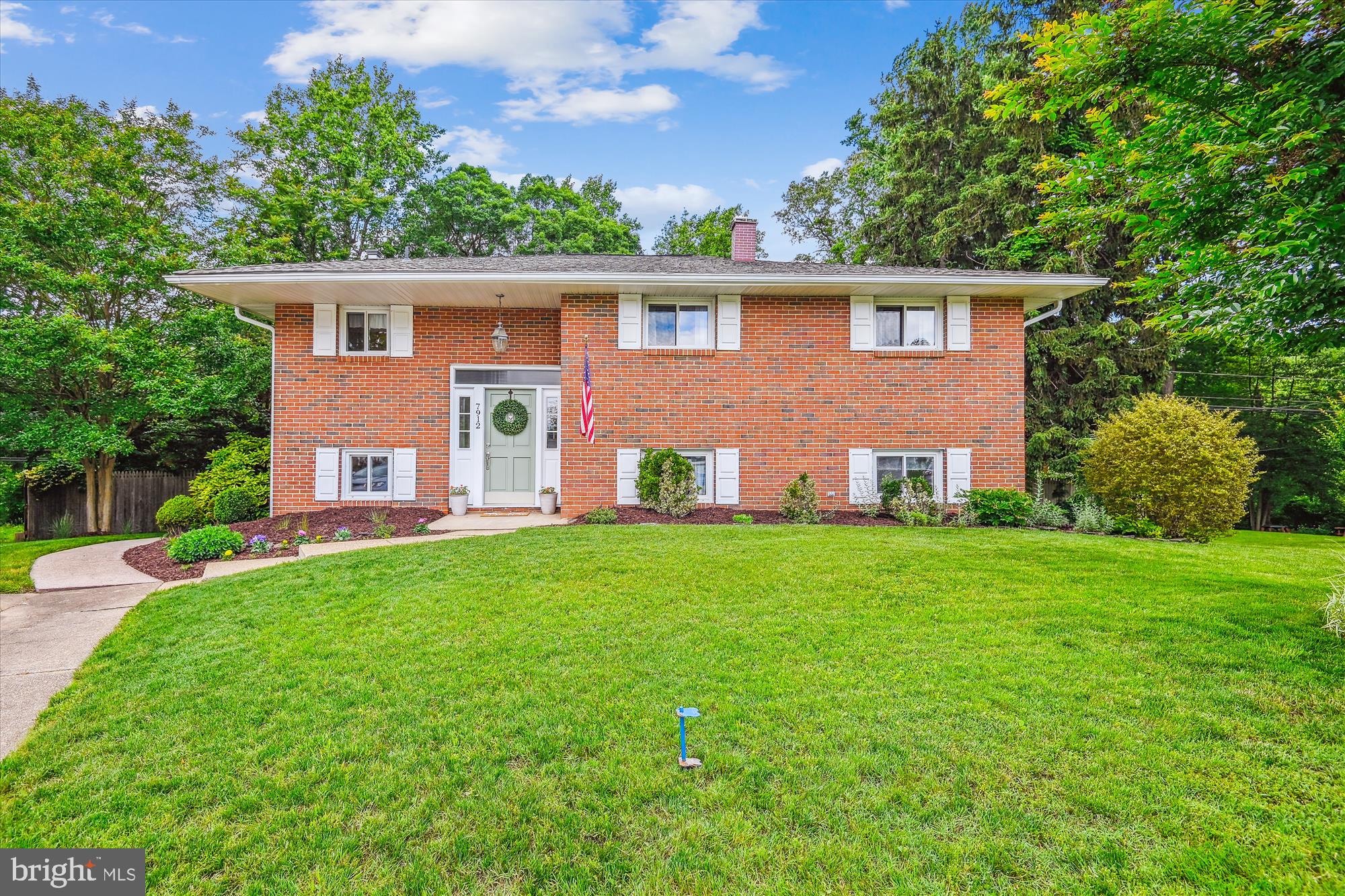 THE HIGHLANDS - Residential