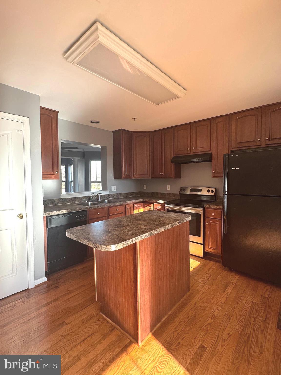 WILLOW BROOK - Residential Lease