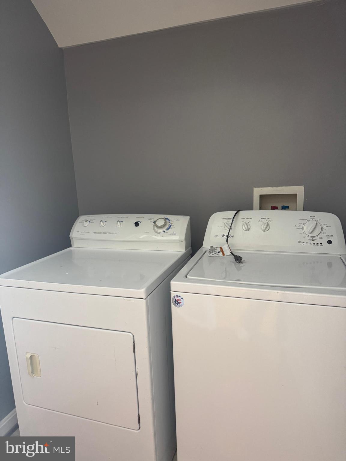 WILLOW BROOK - Residential Lease