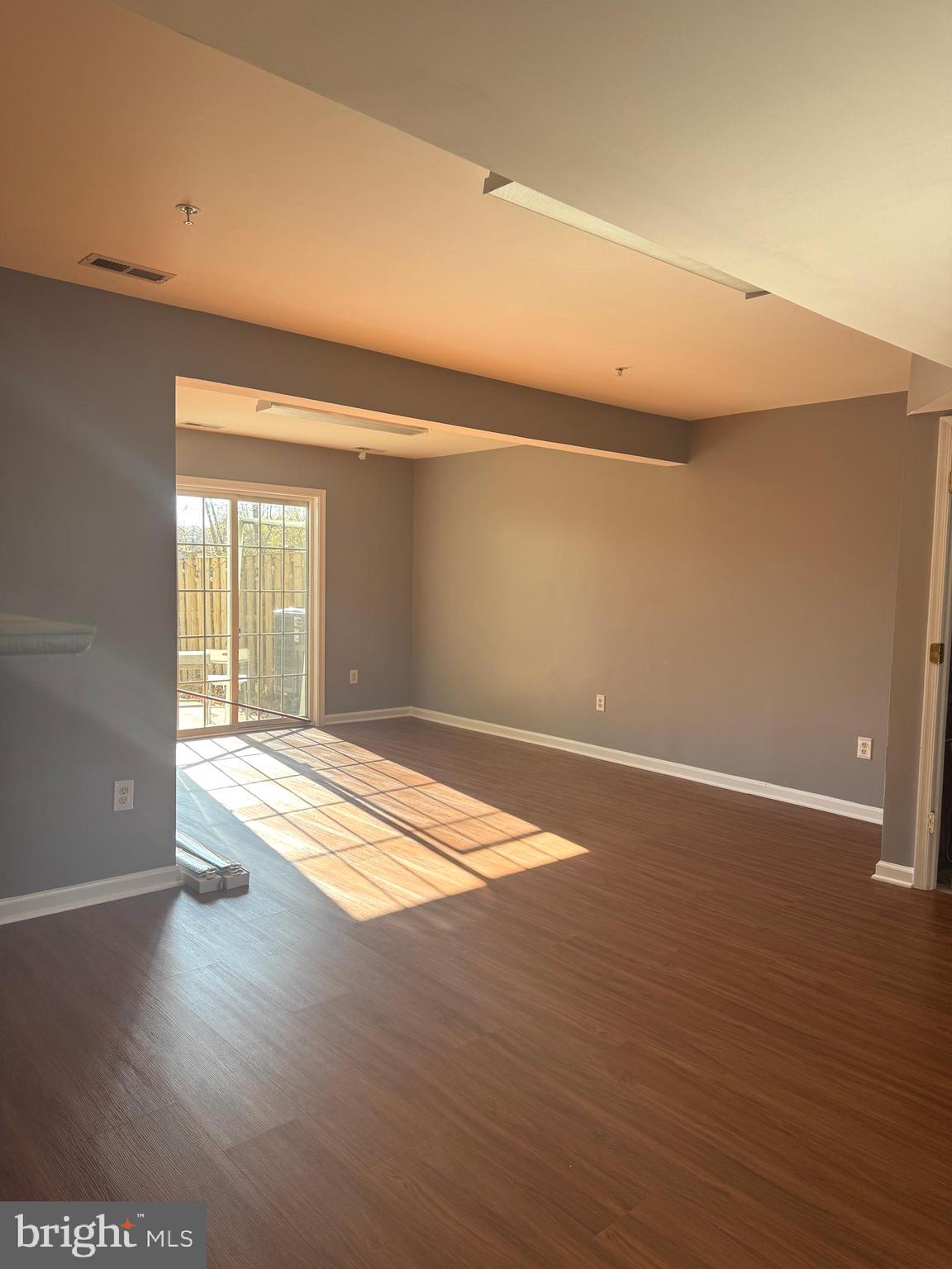 WILLOW BROOK - Residential Lease