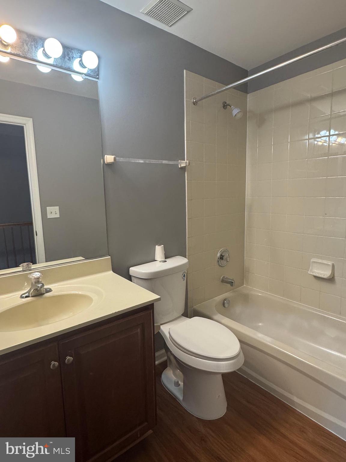 WILLOW BROOK - Residential Lease