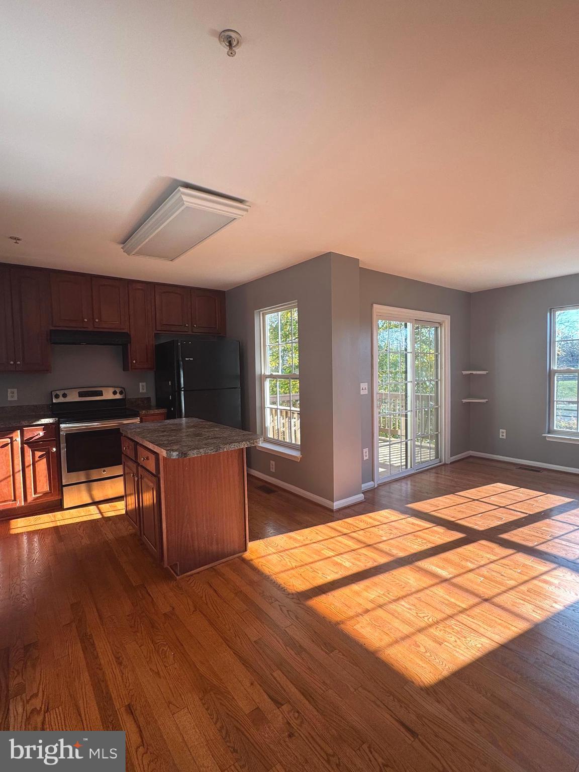 WILLOW BROOK - Residential Lease