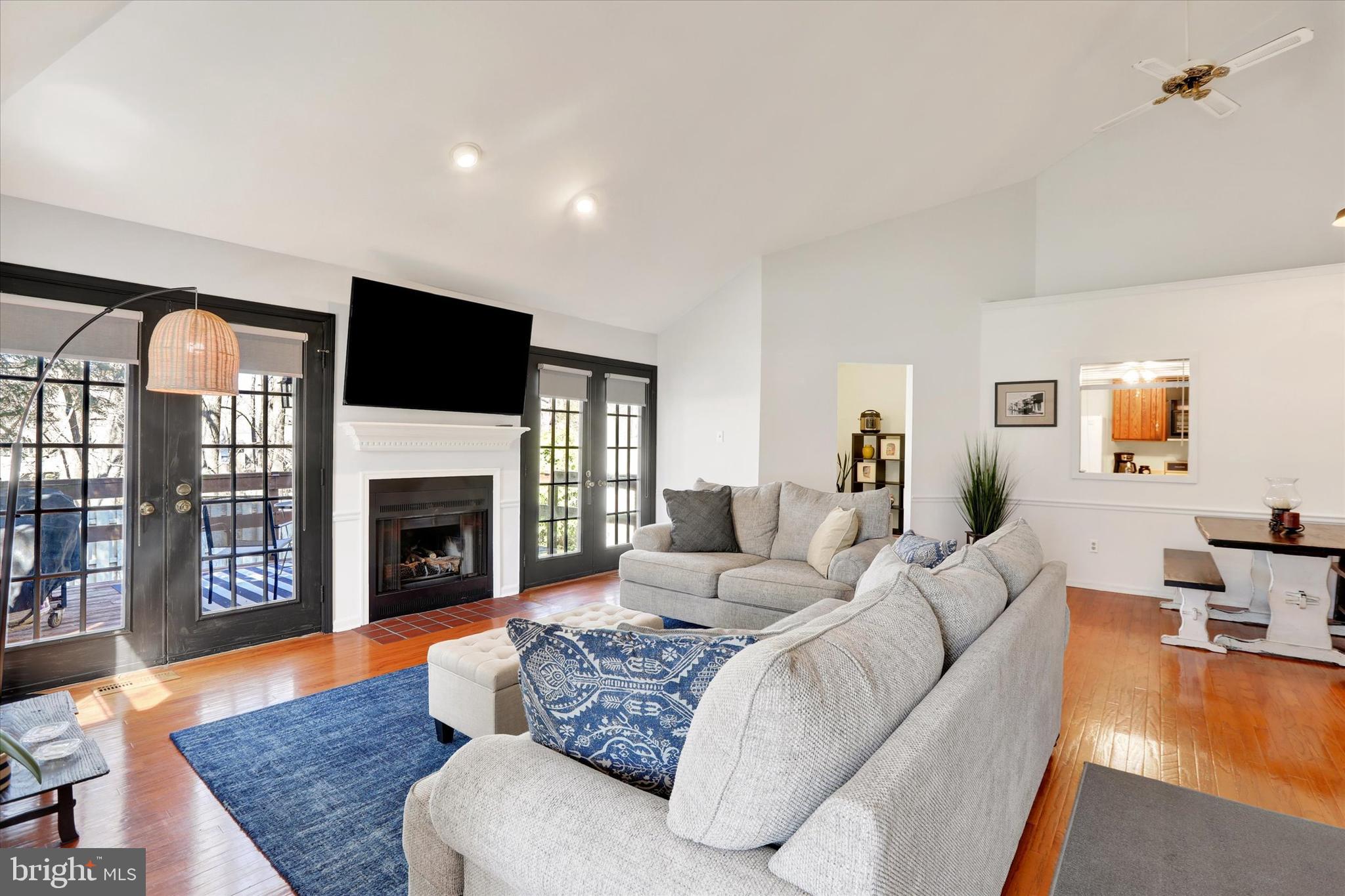 TANGLEWOOD - Residential