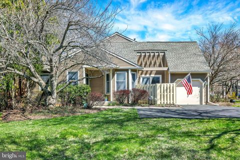 1576 APPLEWOOD CIRCLE YARDLEY PA 19067