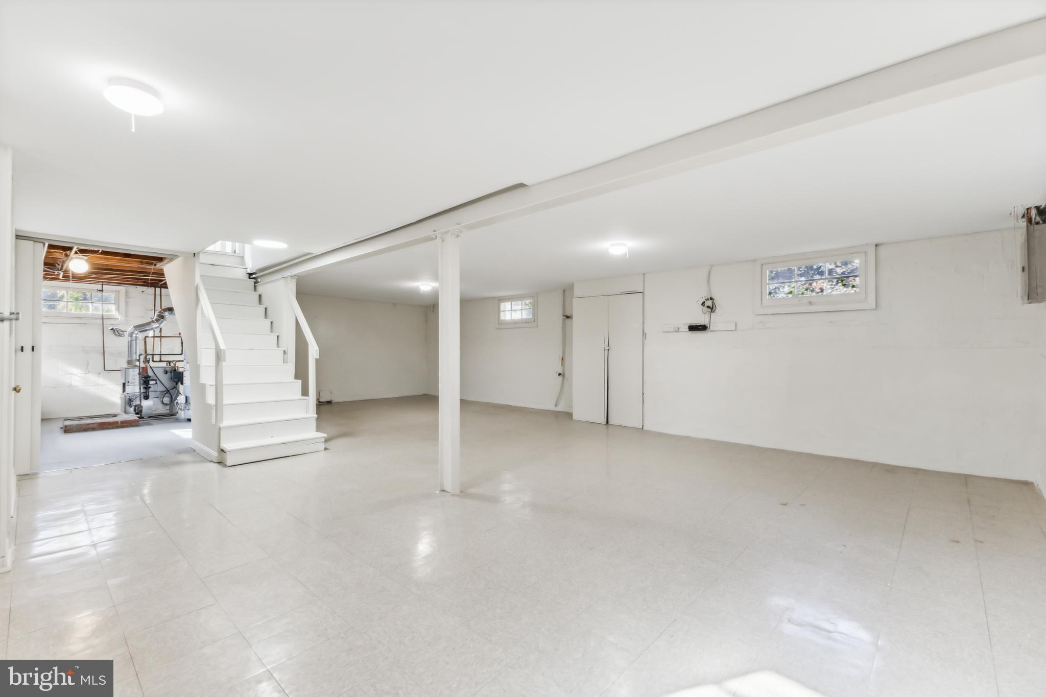 FALLS CHURCH CITY - Residential