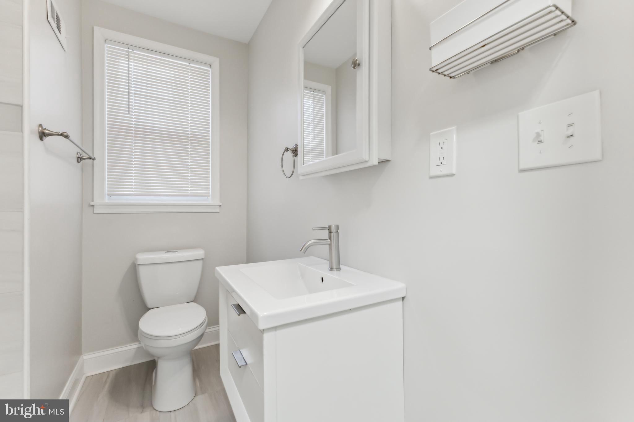 FALLS CHURCH CITY - Residential