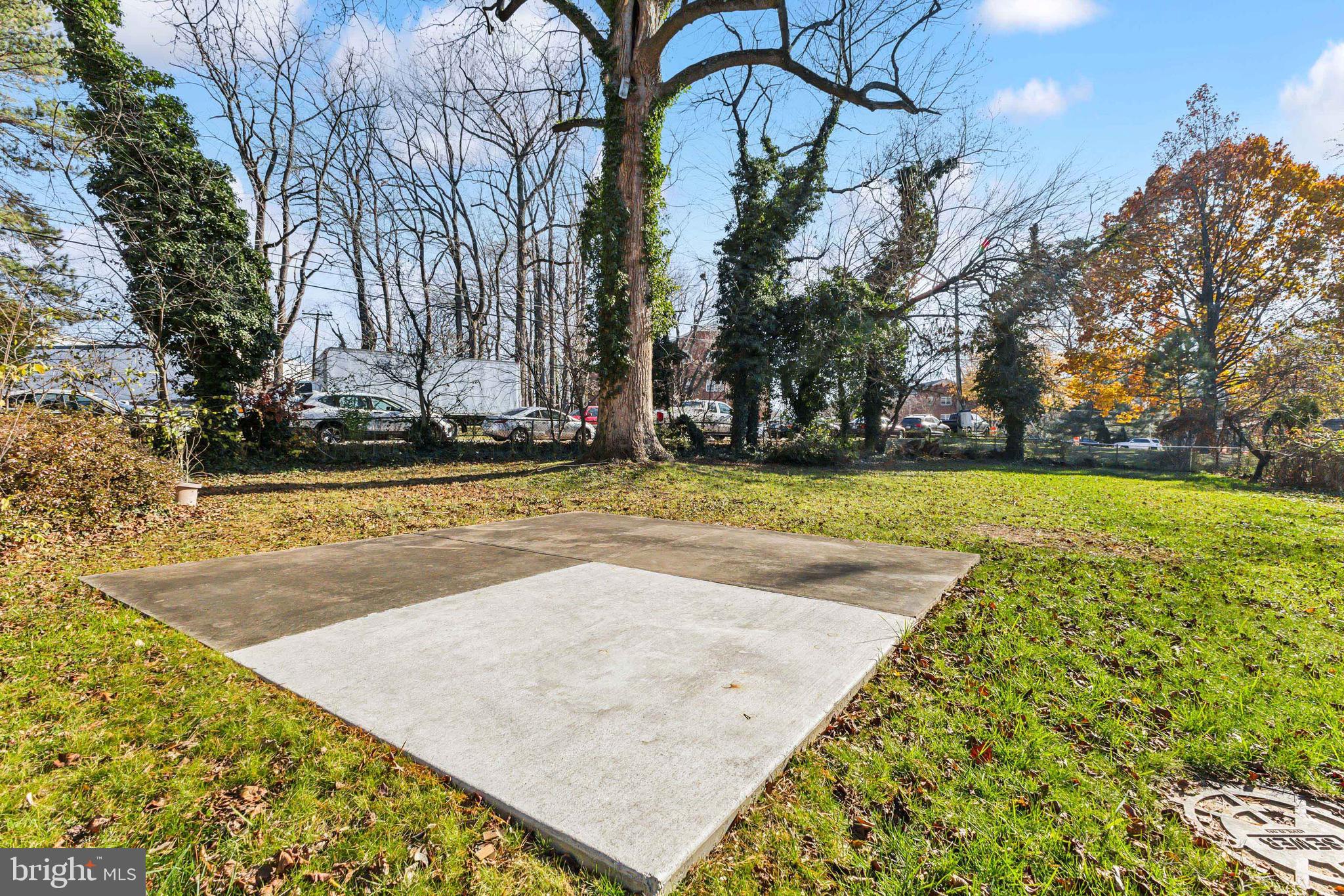 FALLS CHURCH CITY - Residential