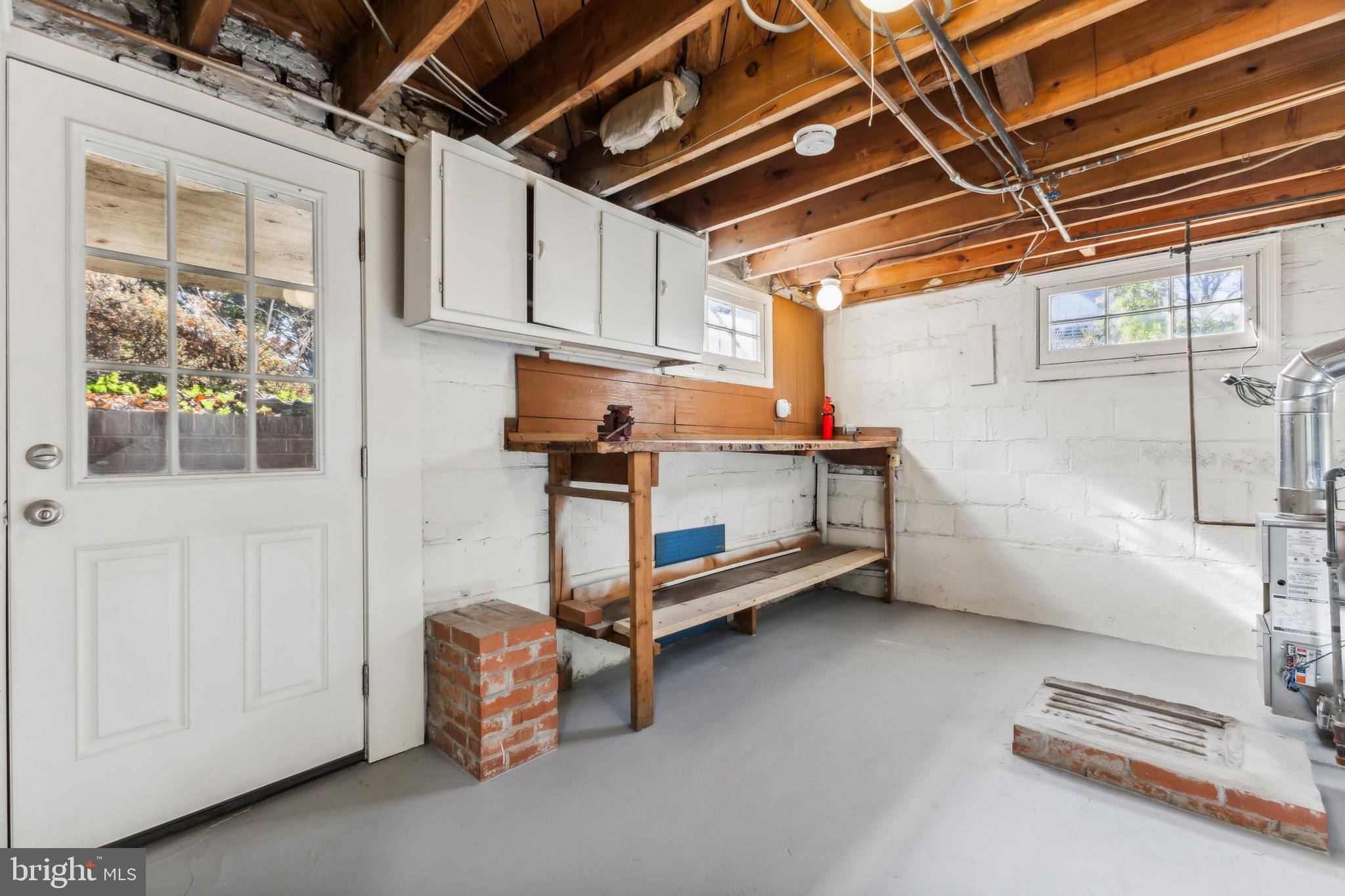 FALLS CHURCH CITY - Residential