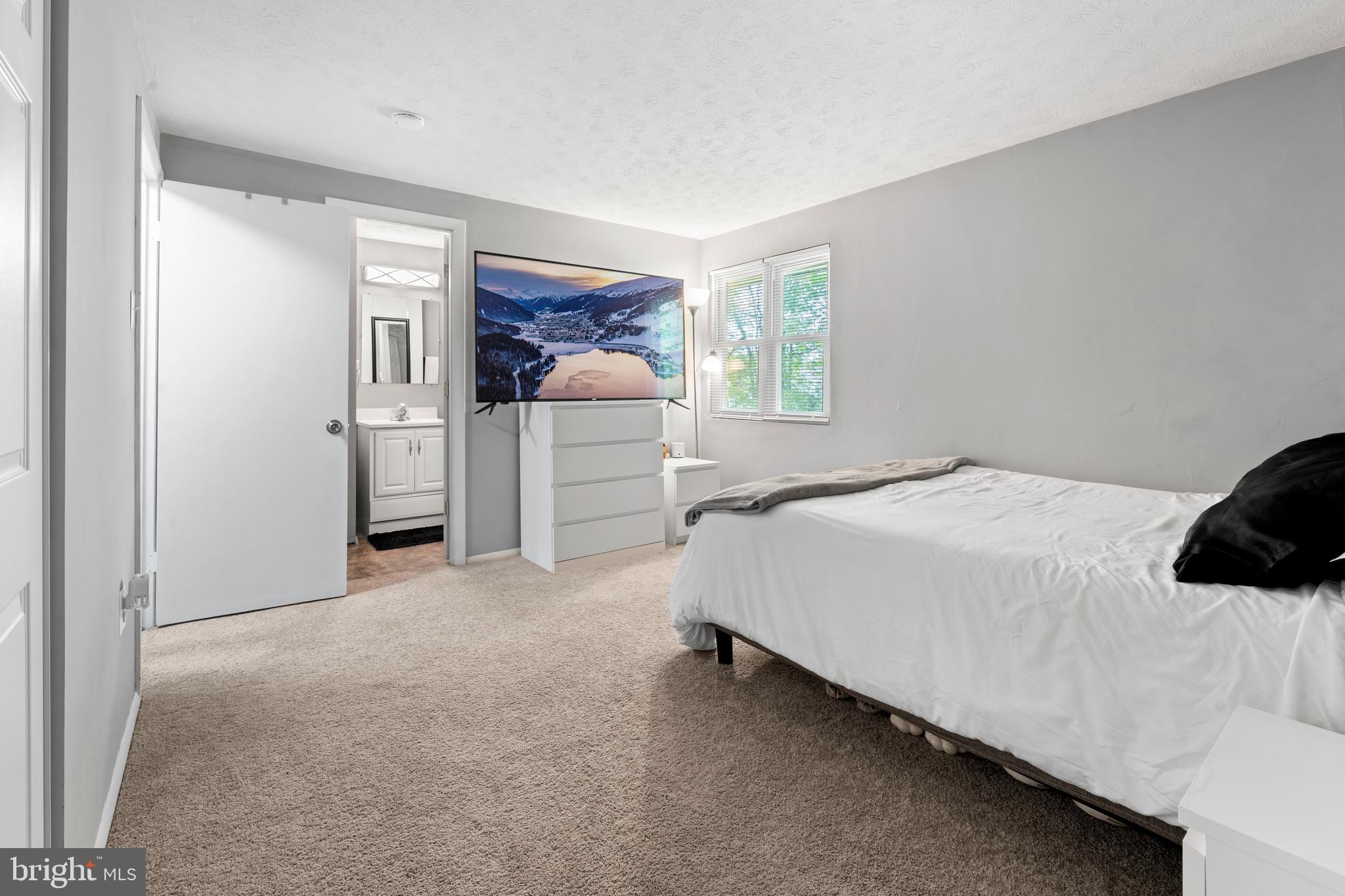 ST CHARLES - CARRINGTON - Residential