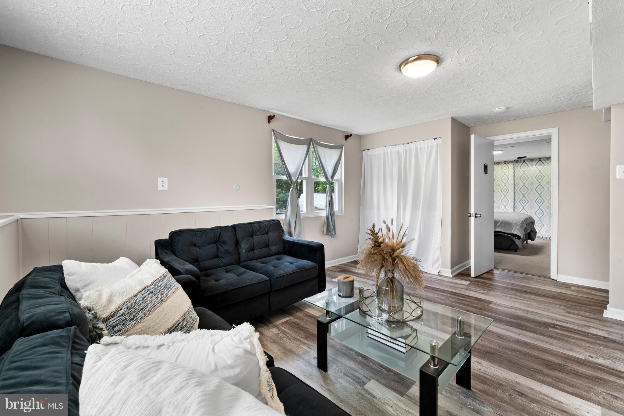 ST CHARLES - CARRINGTON - Residential