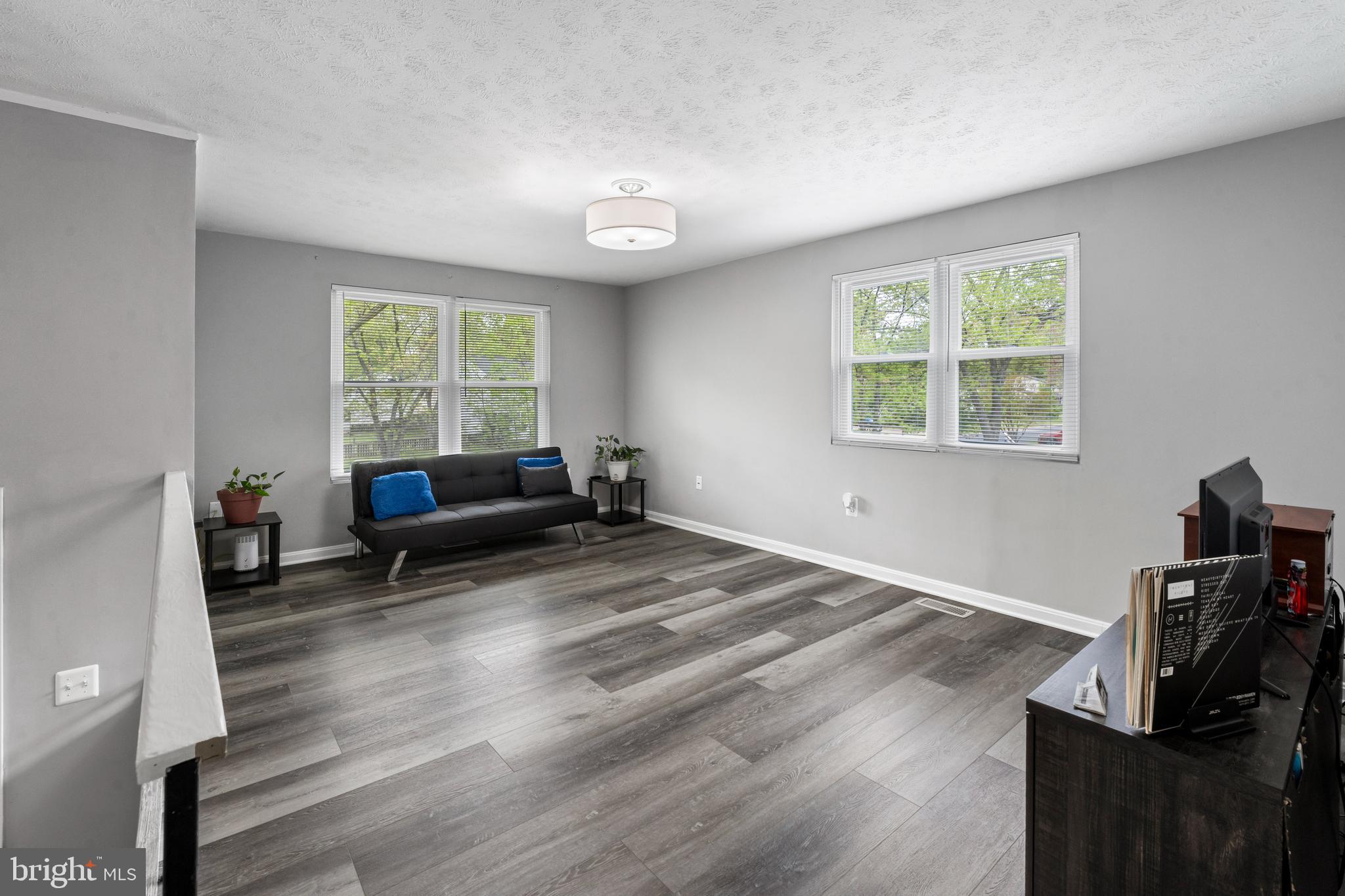 ST CHARLES - CARRINGTON - Residential