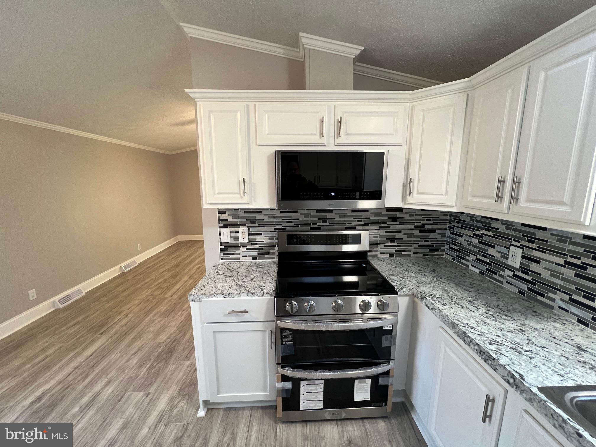 WILLIAMS ESTATES - Residential