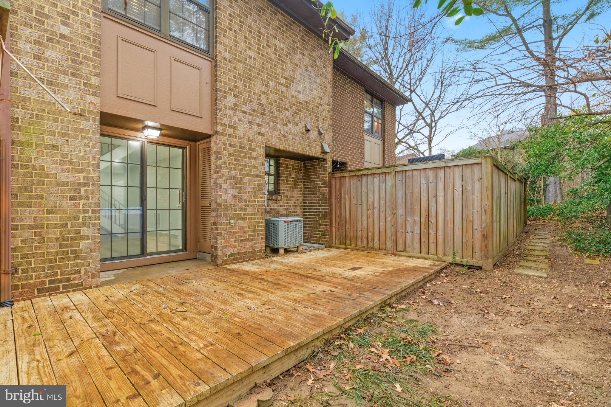 BOSTON RIDGE - Residential