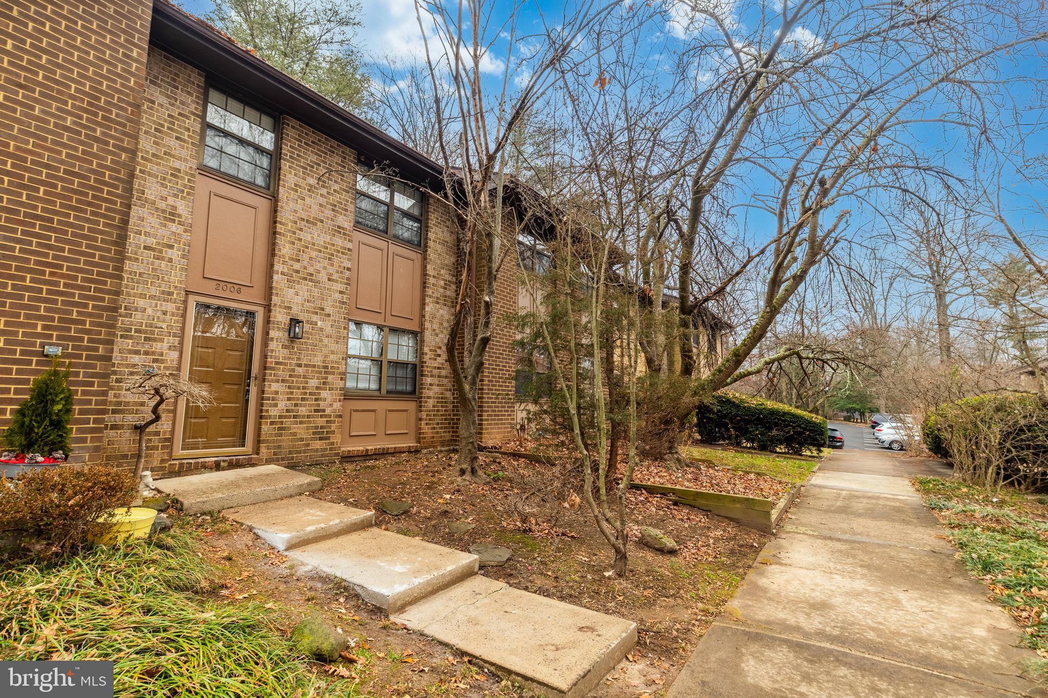 BOSTON RIDGE - Residential