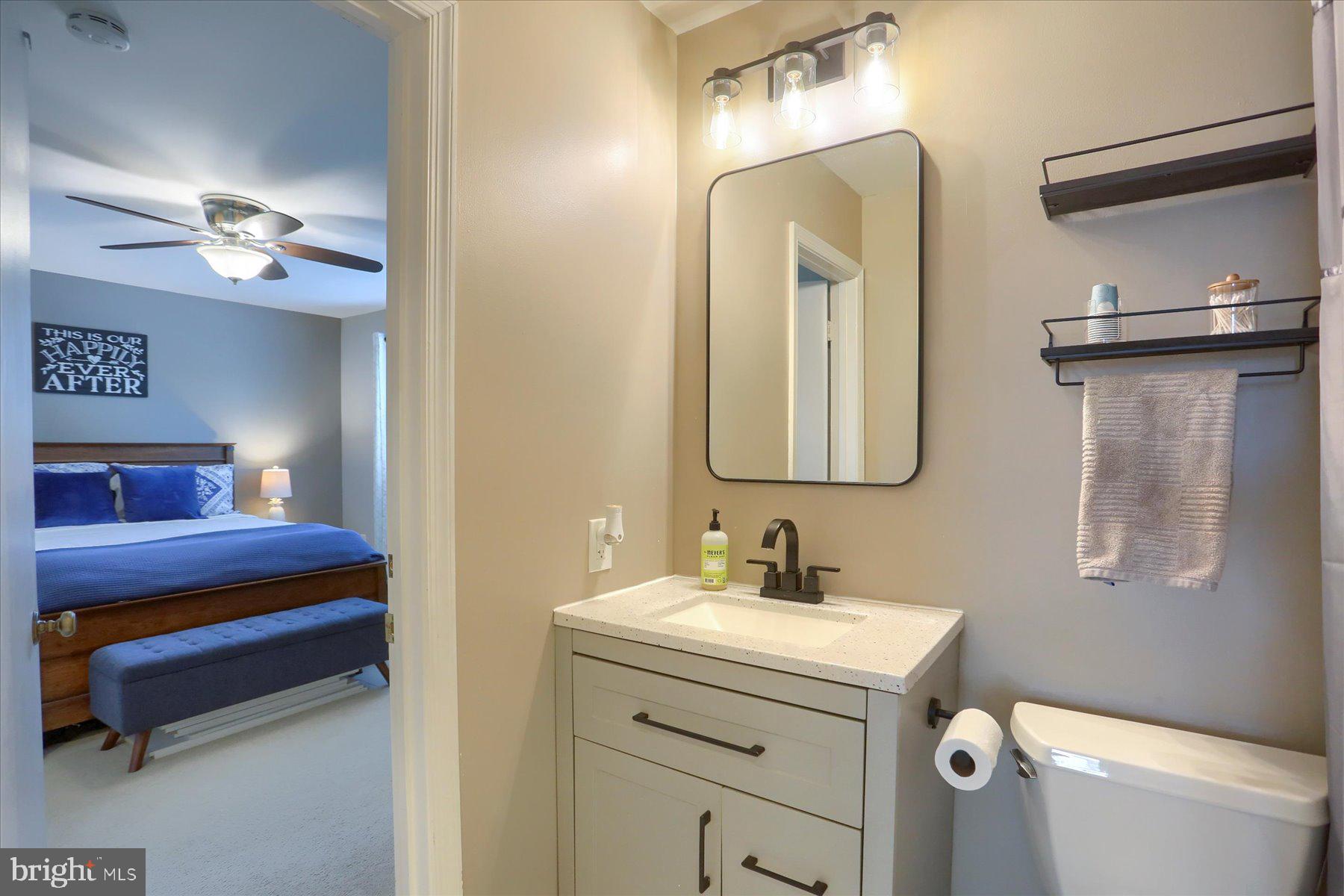 CROOKED HILL FARMS - Residential