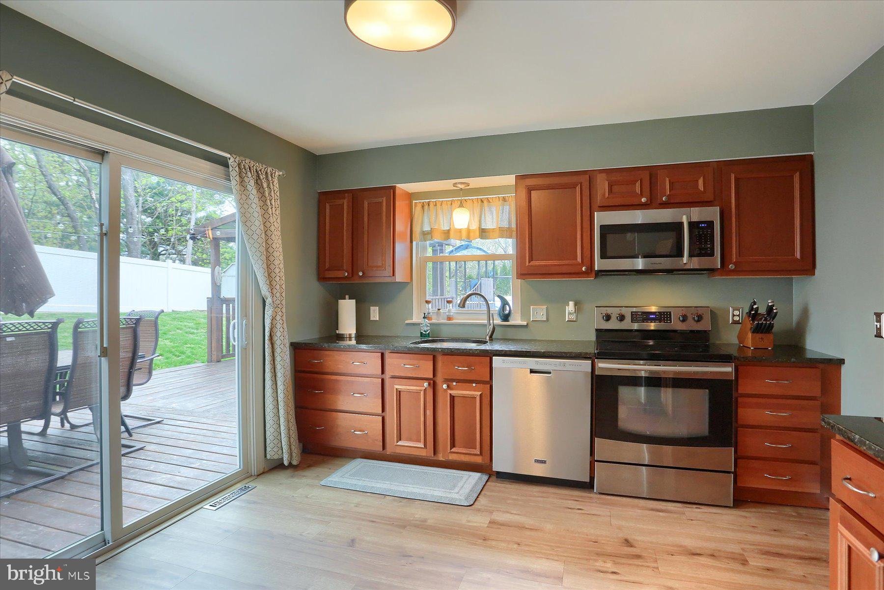 CROOKED HILL FARMS - Residential