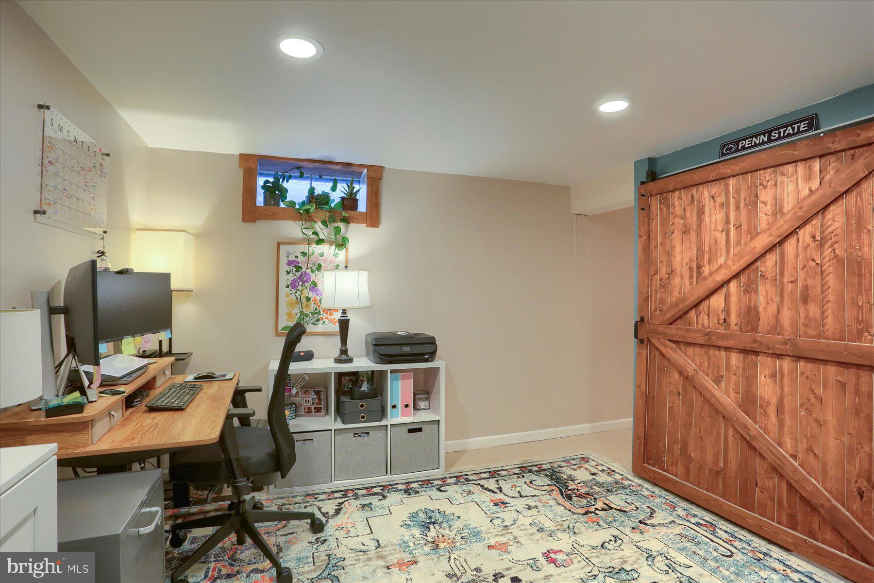 CROOKED HILL FARMS - Residential