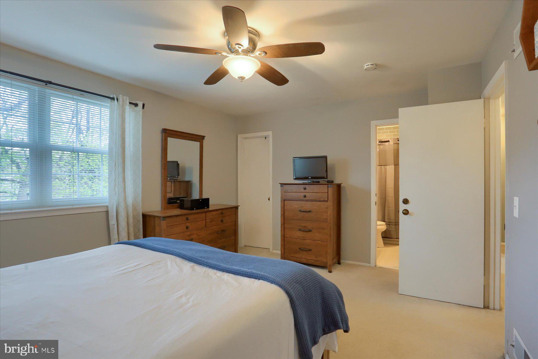 CROOKED HILL FARMS - Residential