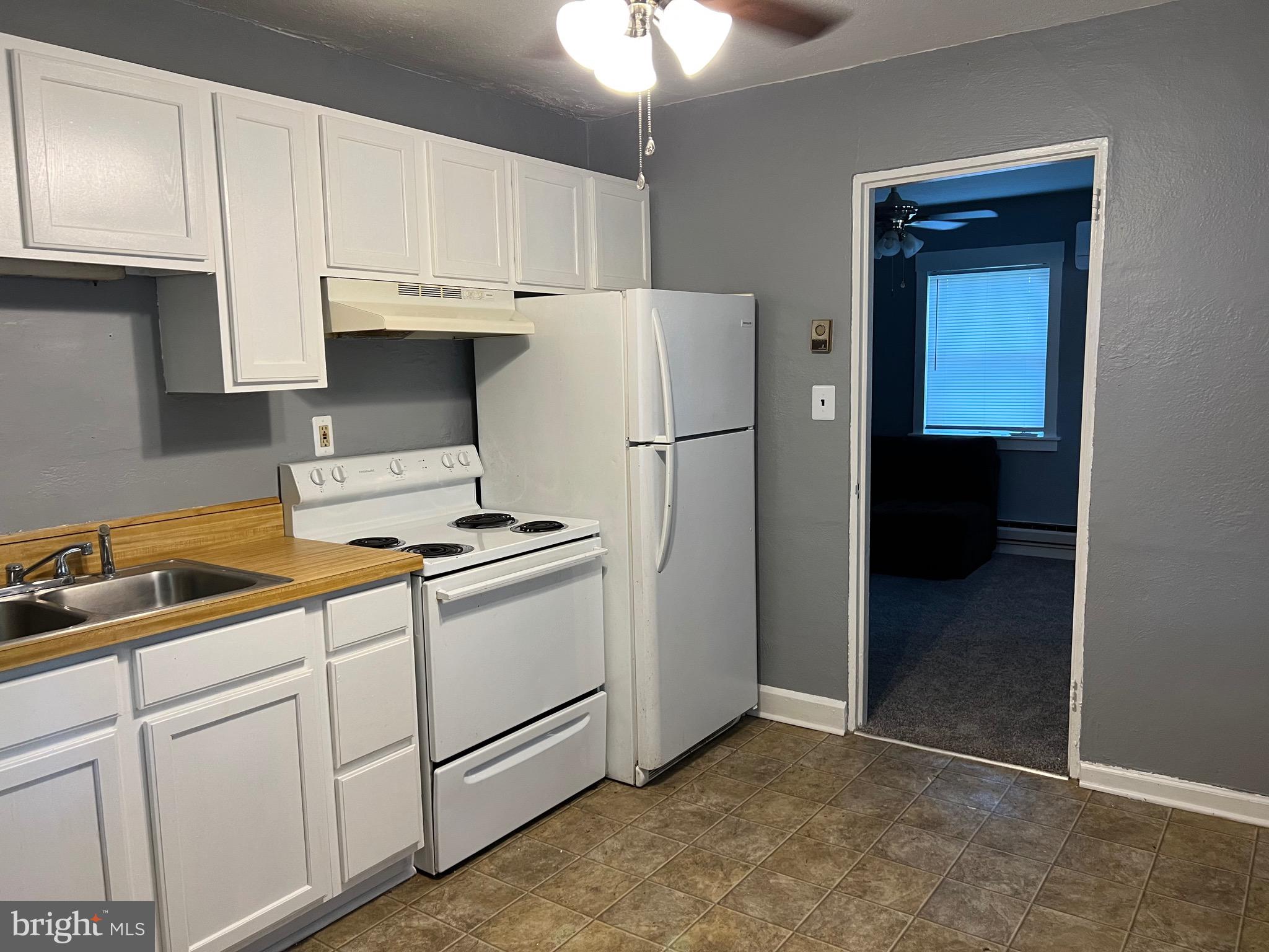 SOUTH GLYMONT SUB - Commercial Sale