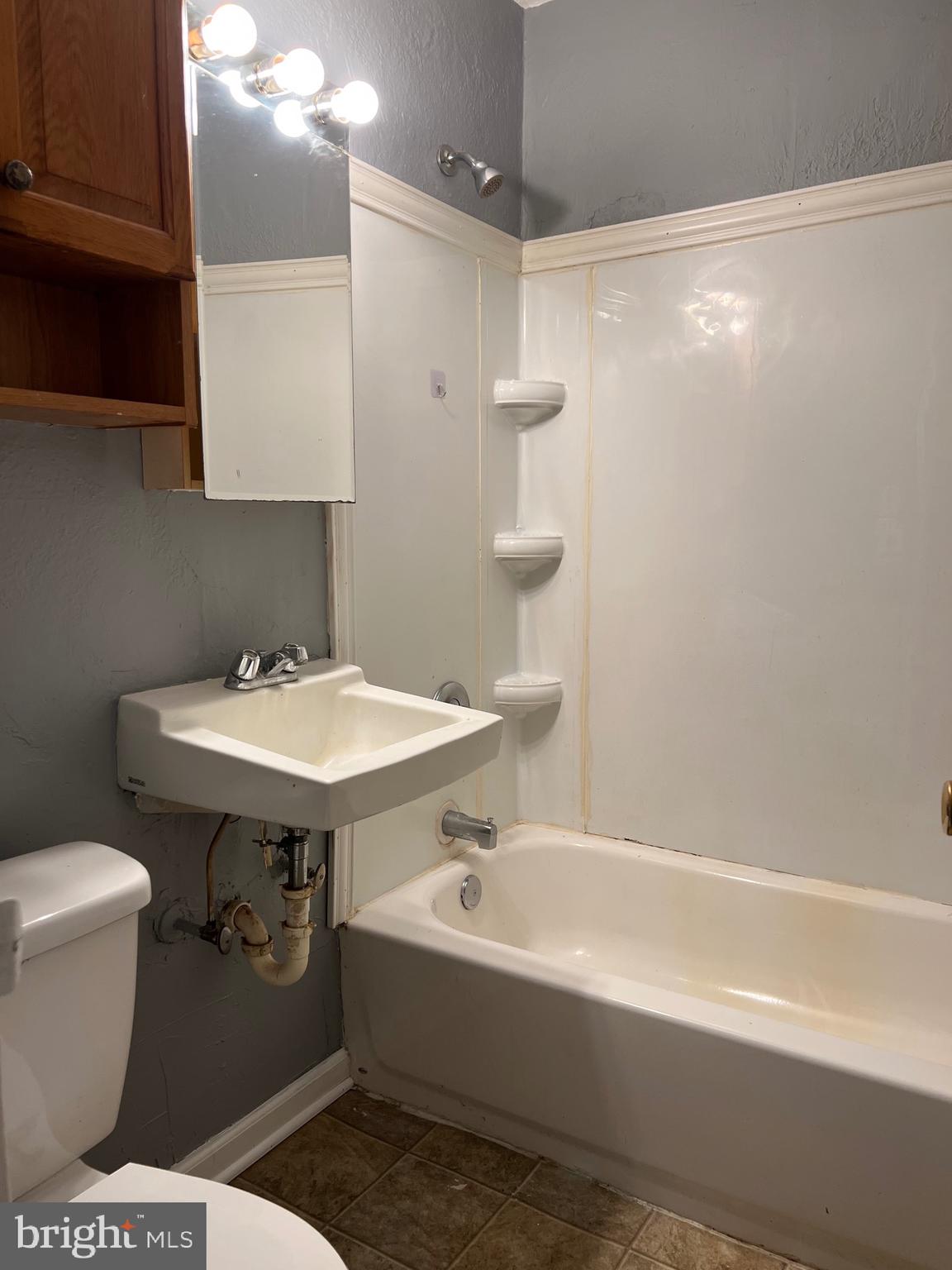 SOUTH GLYMONT SUB - Commercial Sale