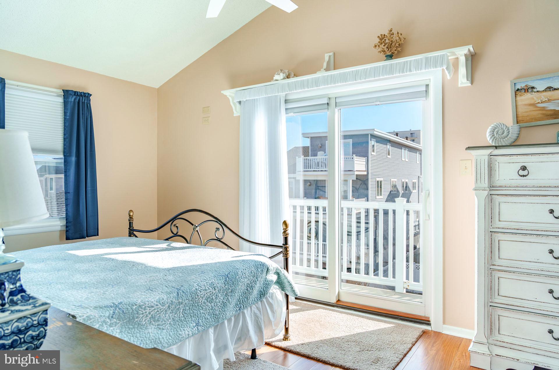 24 33RD STREET EAST UNIT
