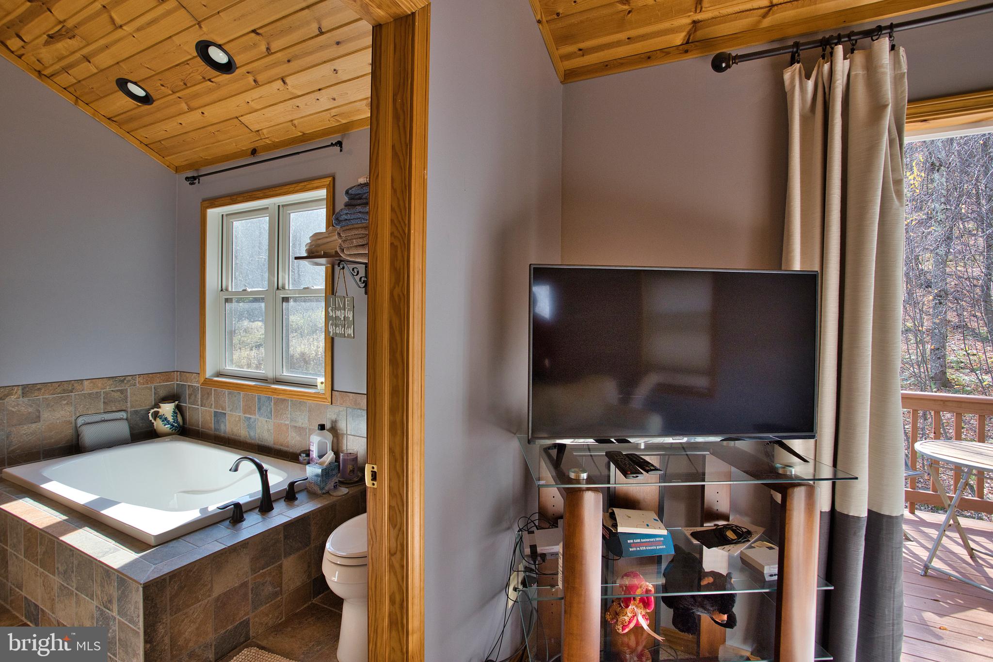 SWEET REWARDS FARM - Residential