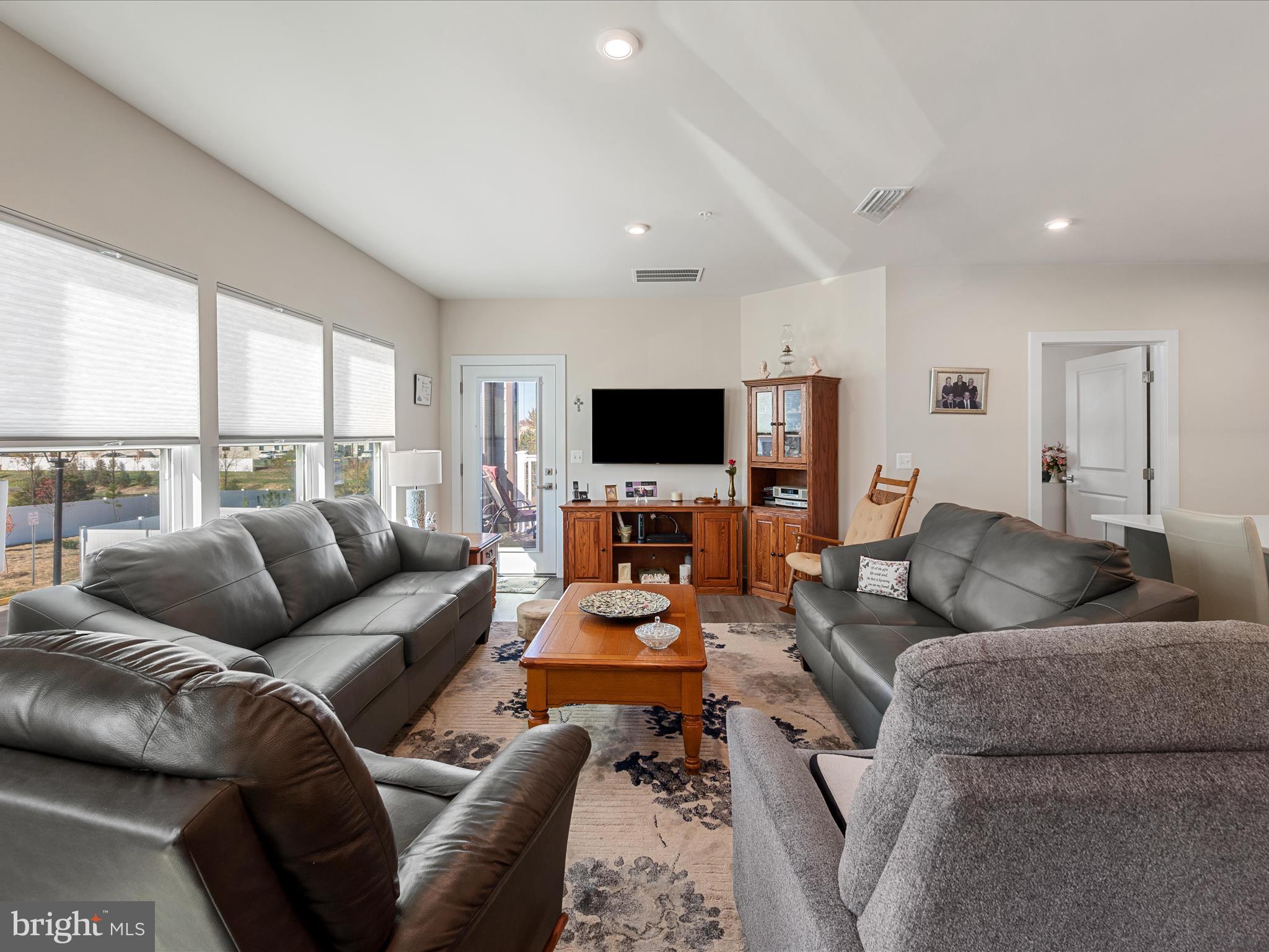 WINCHESTER LANDING - Residential