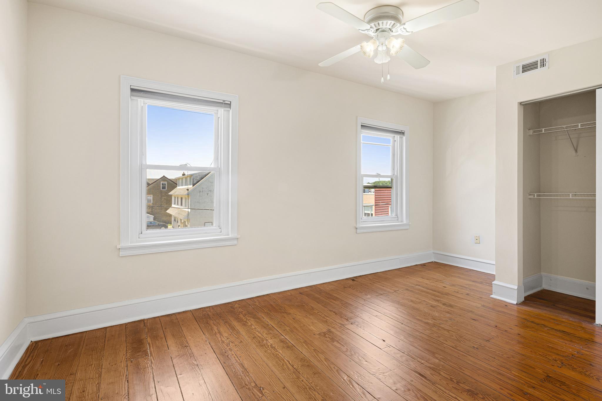 146 W 1ST AVENUE