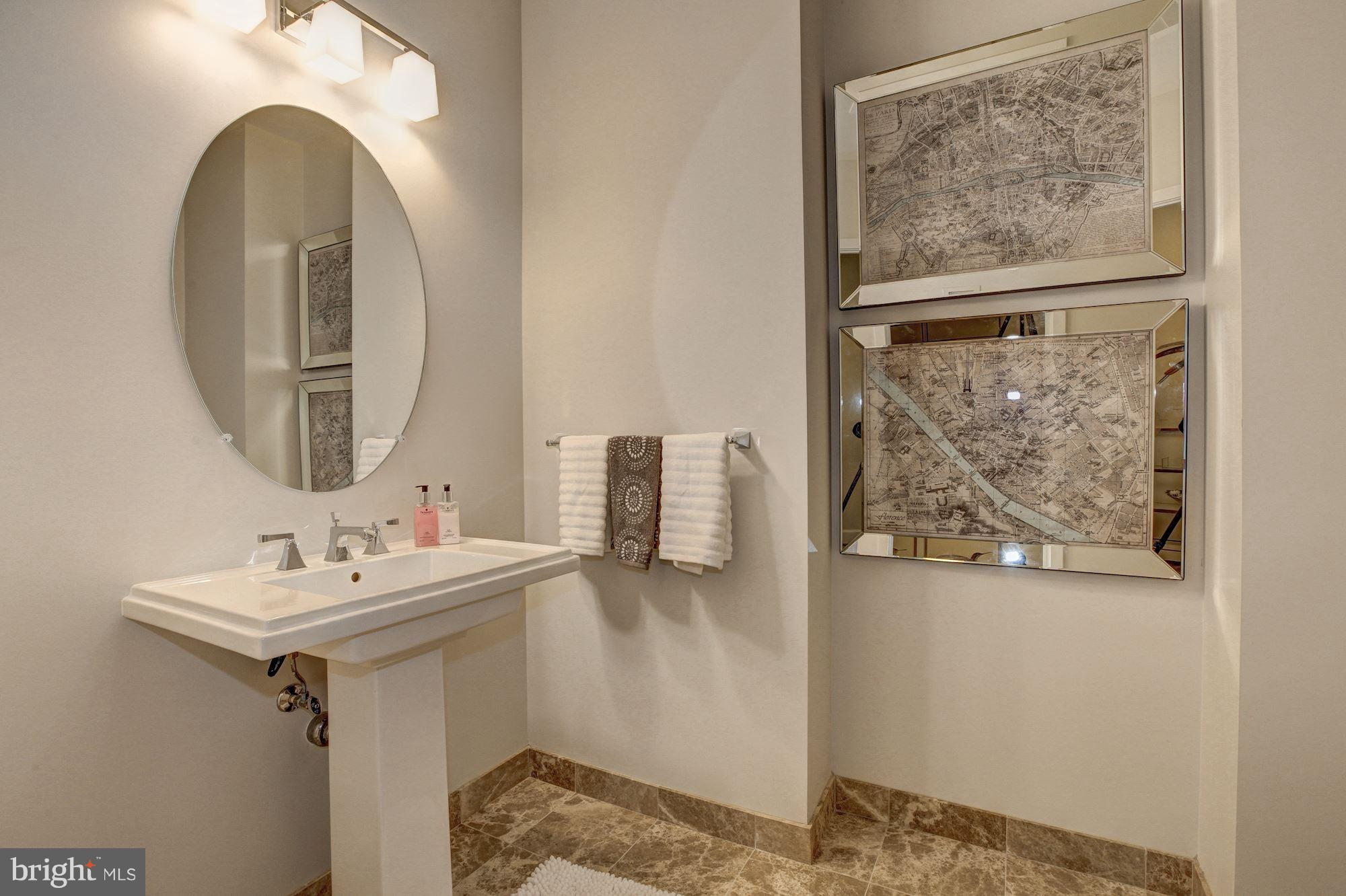 THE DARCY - Residential