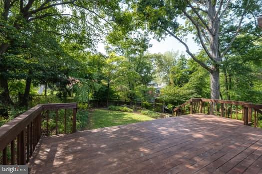 DIVINES CHESTERBROOK - Residential Lease