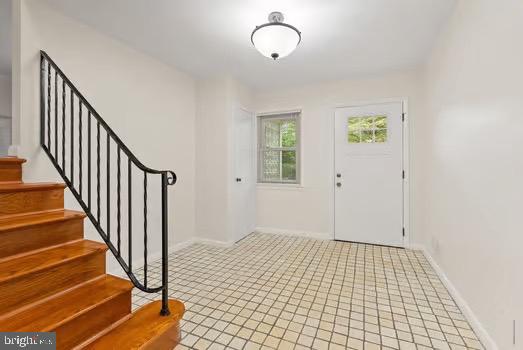 DIVINES CHESTERBROOK - Residential Lease