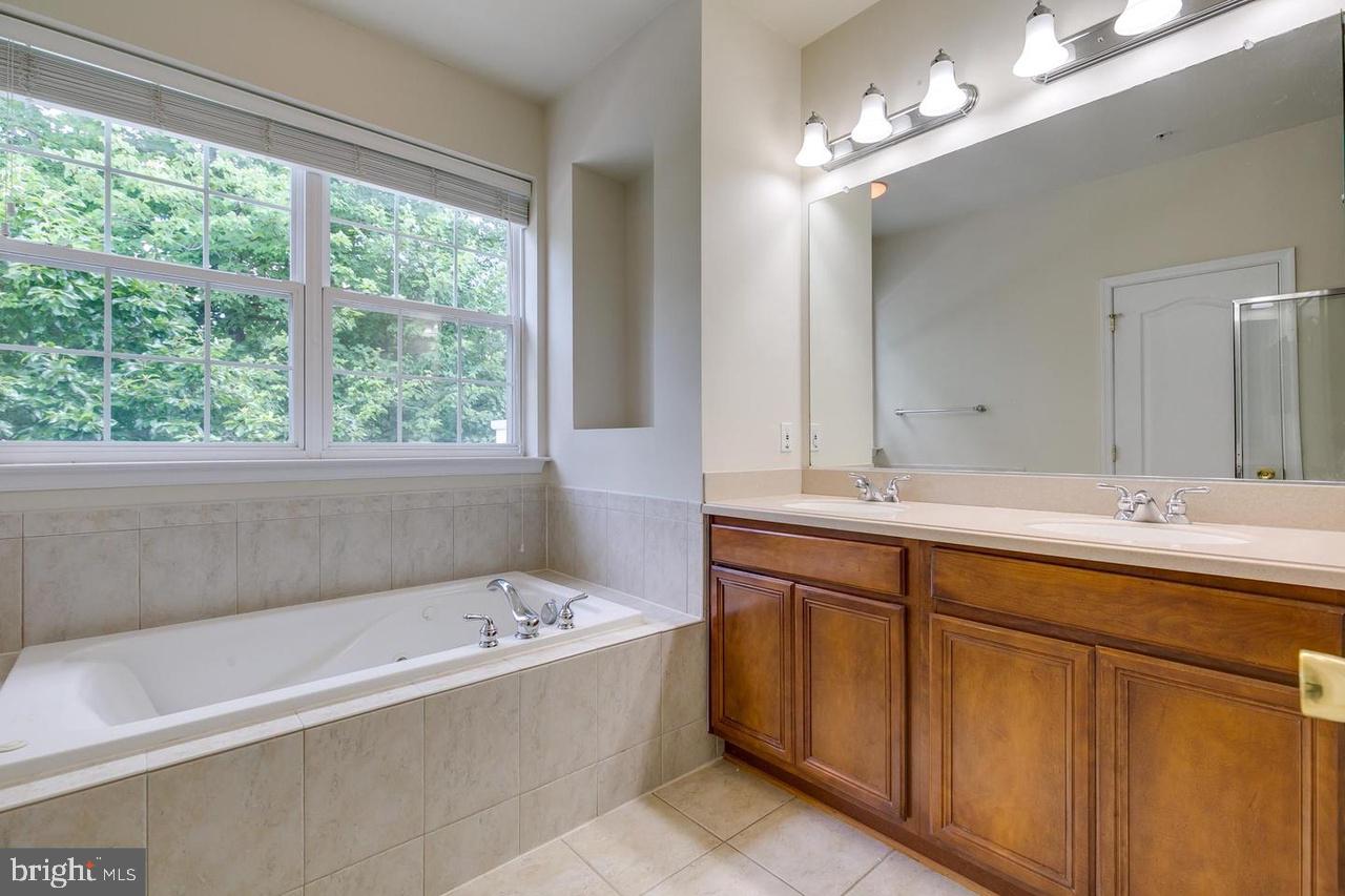 EAST MARKET CONDOMINIUMS - Residential Lease