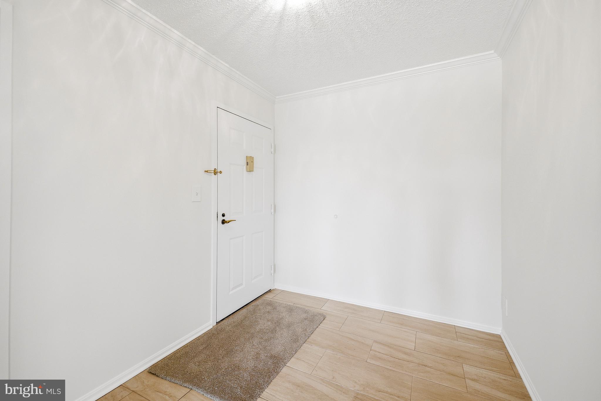 5902 MOUNT EAGLE DRIVE 1008
