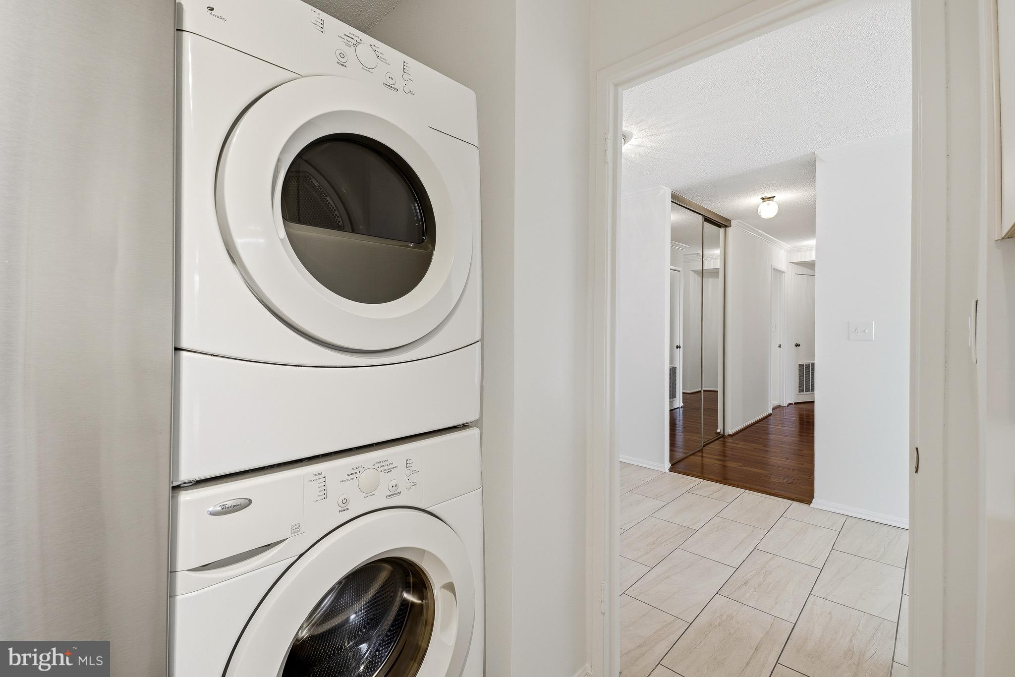 5902 MOUNT EAGLE DRIVE 1008