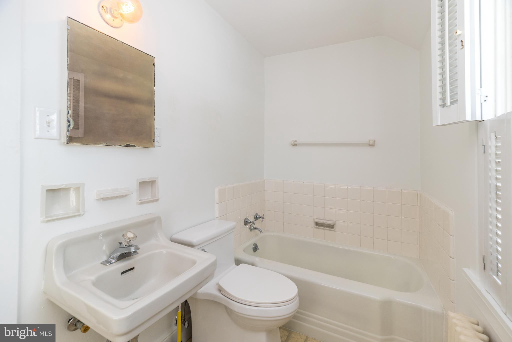 BLUE BELL - Residential Lease