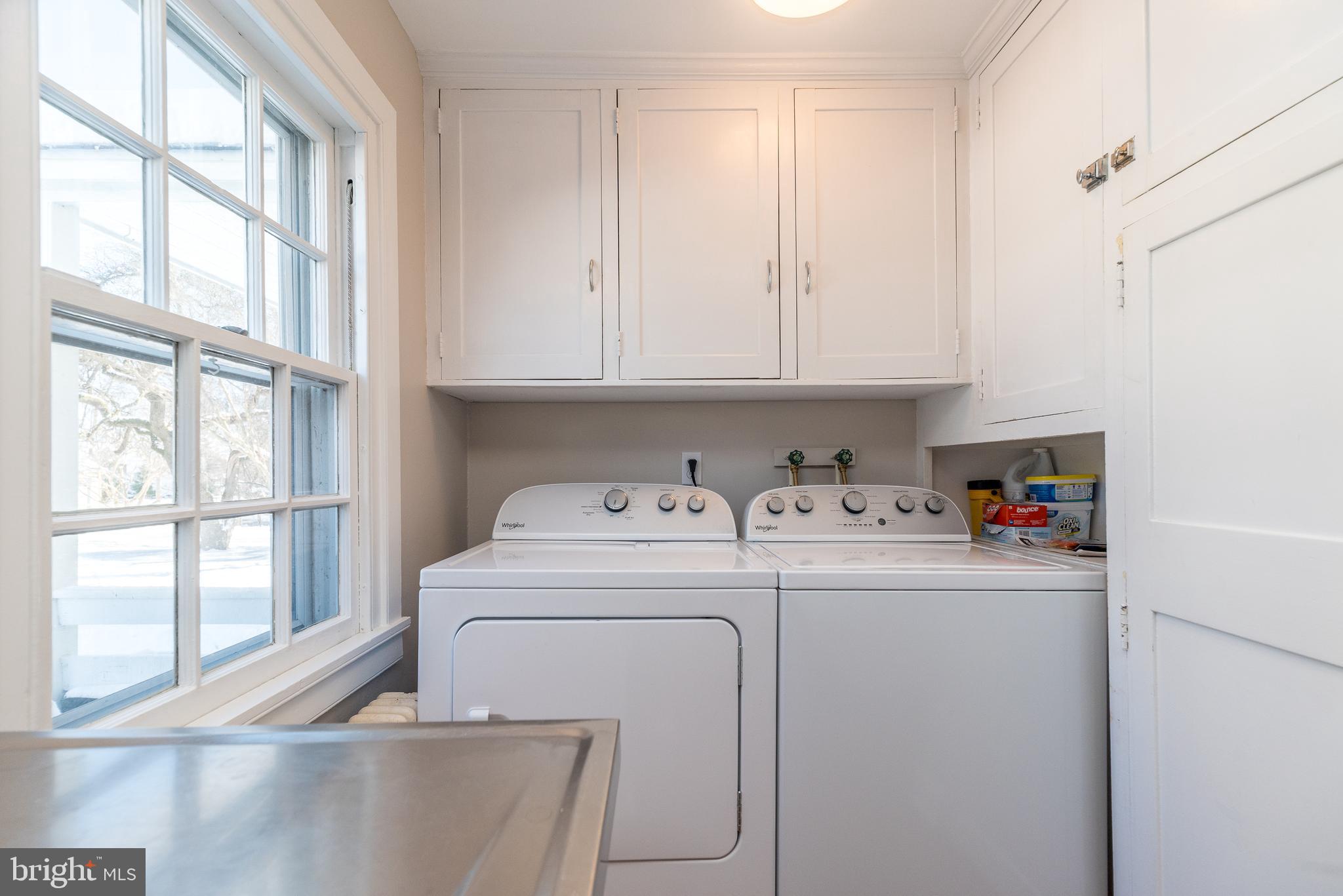 BLUE BELL - Residential Lease