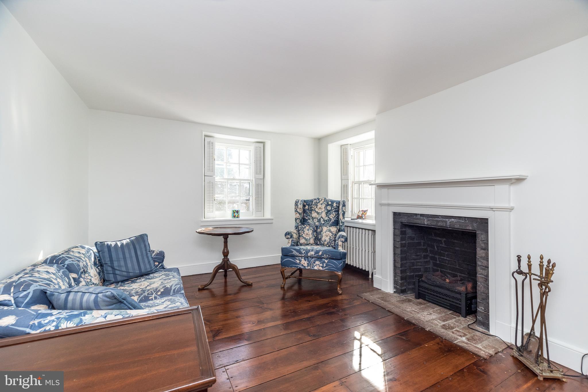 BLUE BELL - Residential Lease