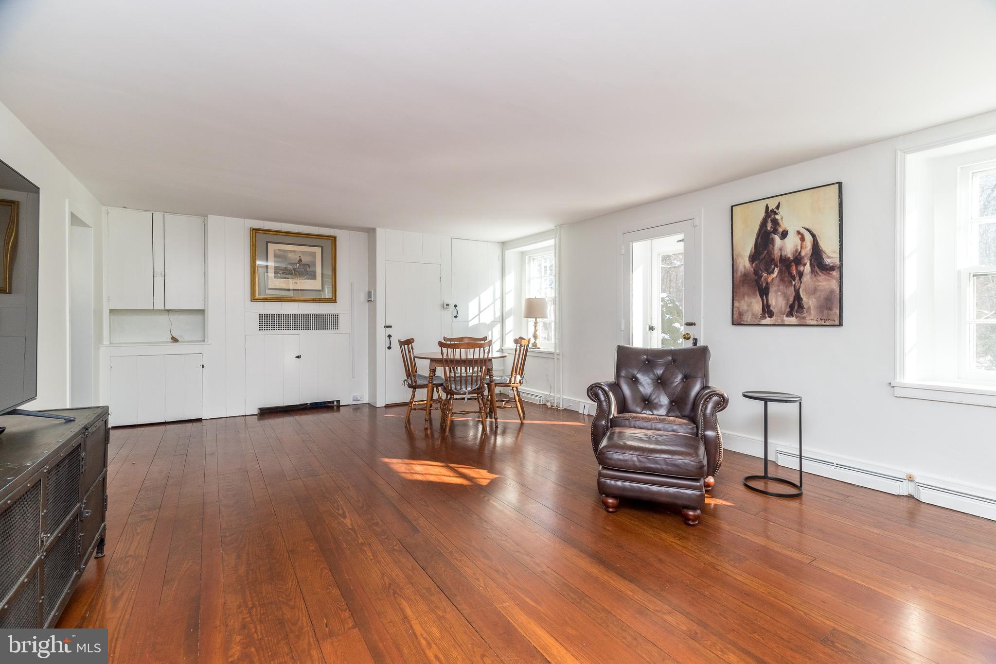 BLUE BELL - Residential Lease