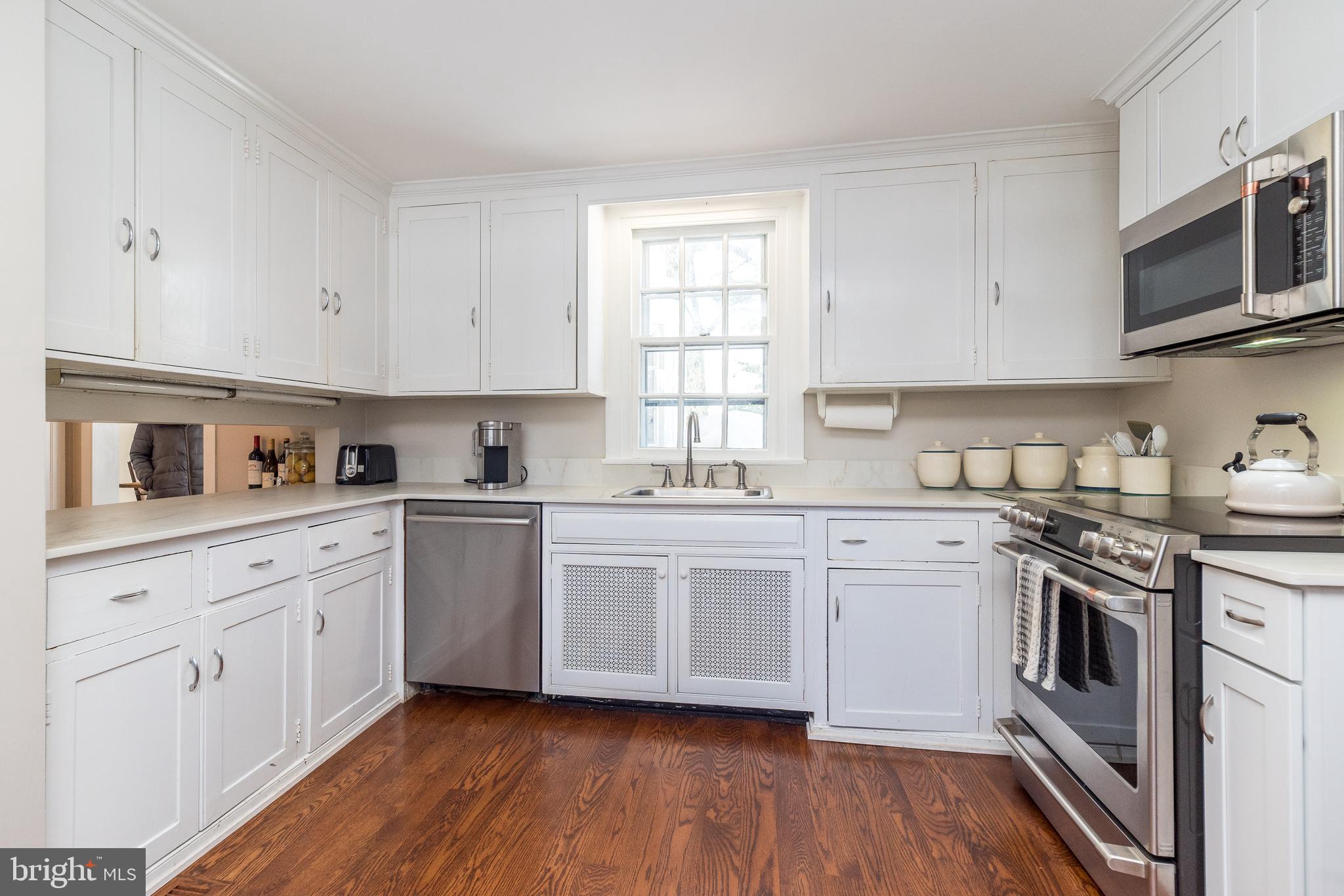 BLUE BELL - Residential Lease