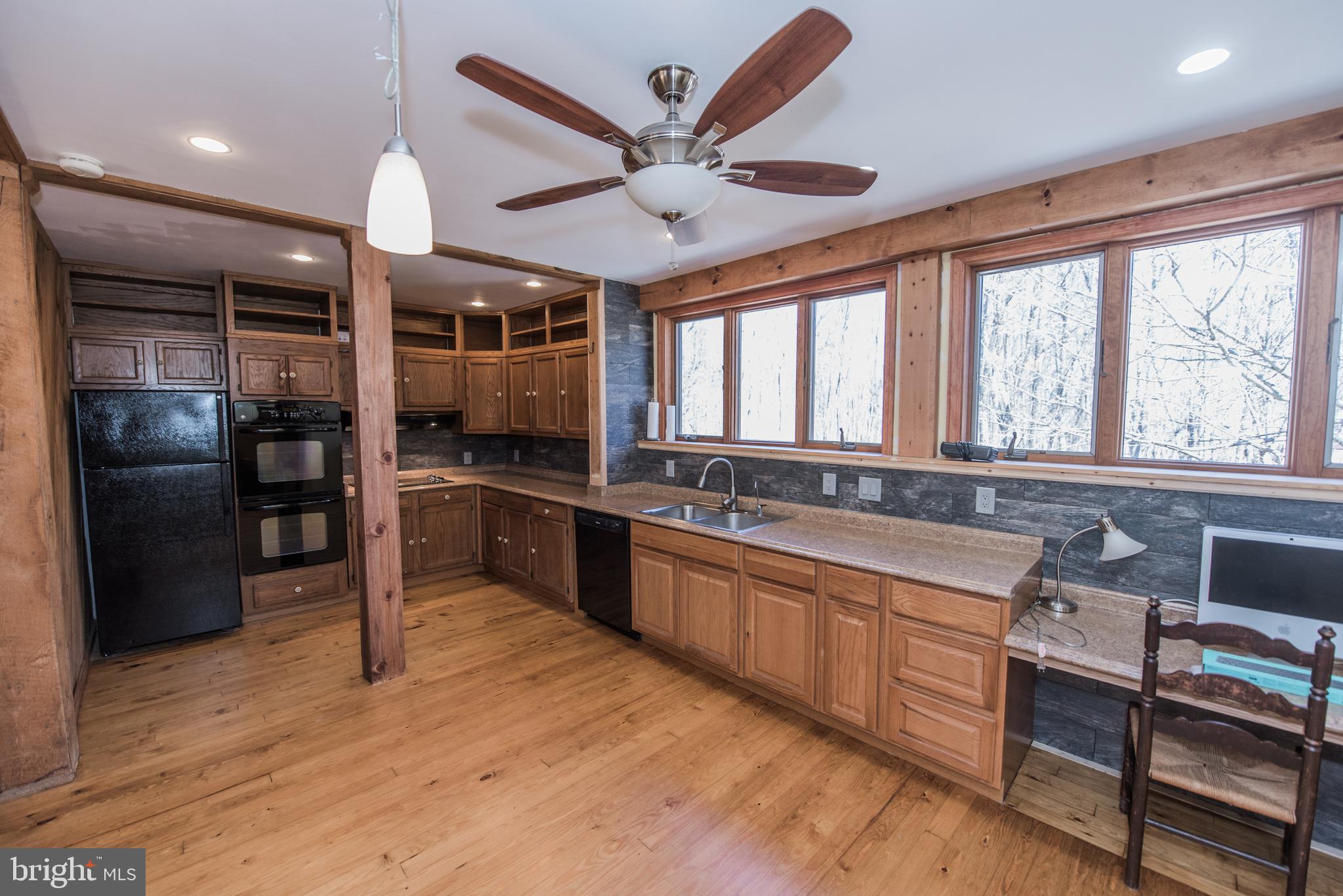 ROCK GAP WOODS - Residential