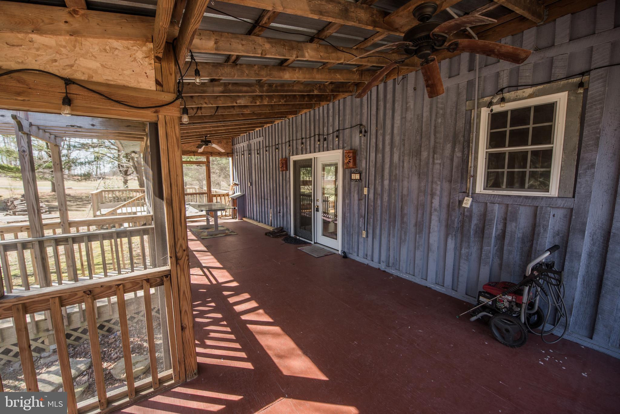 ROCK GAP WOODS - Residential