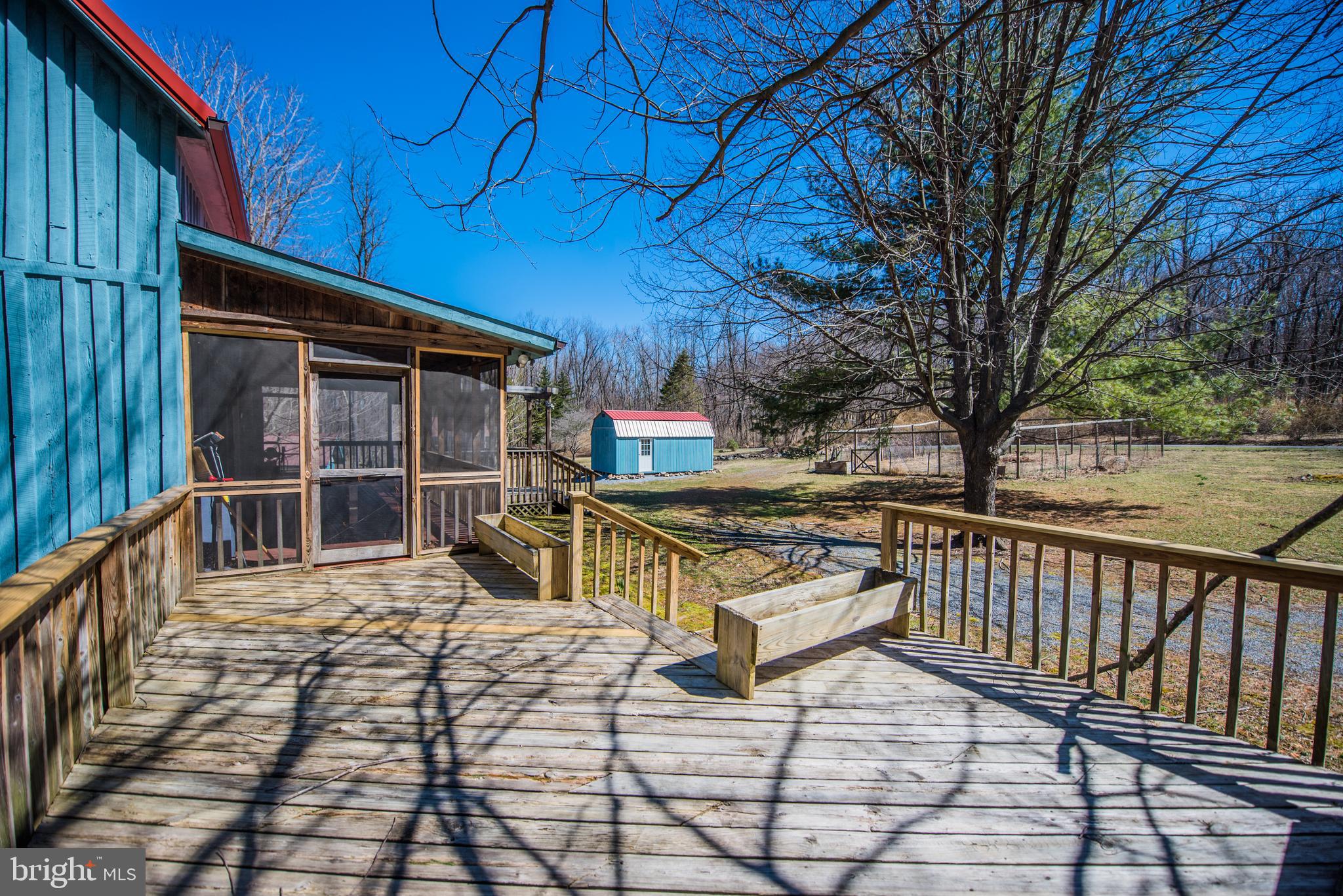 ROCK GAP WOODS - Residential