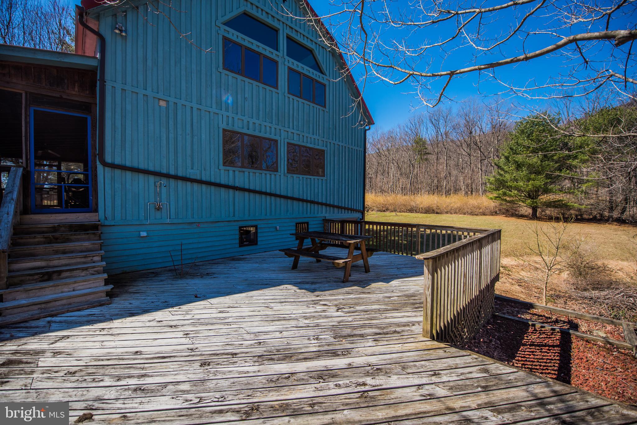 ROCK GAP WOODS - Residential