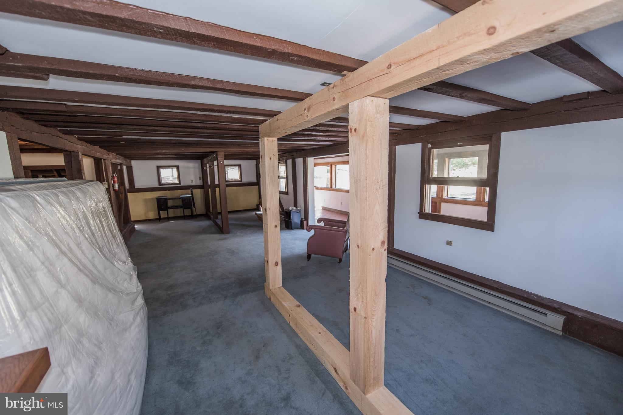 ROCK GAP WOODS - Residential