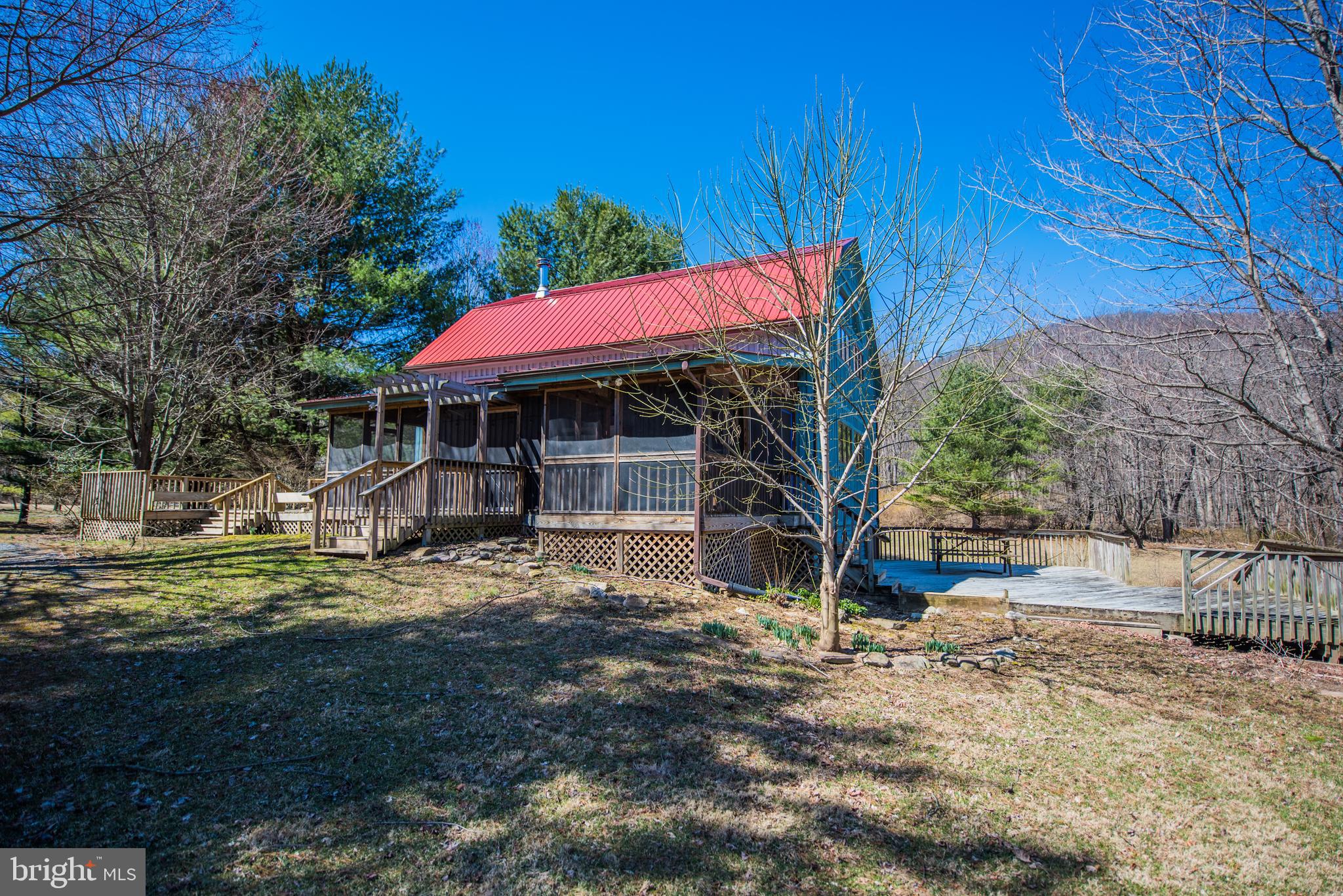 ROCK GAP WOODS - Residential