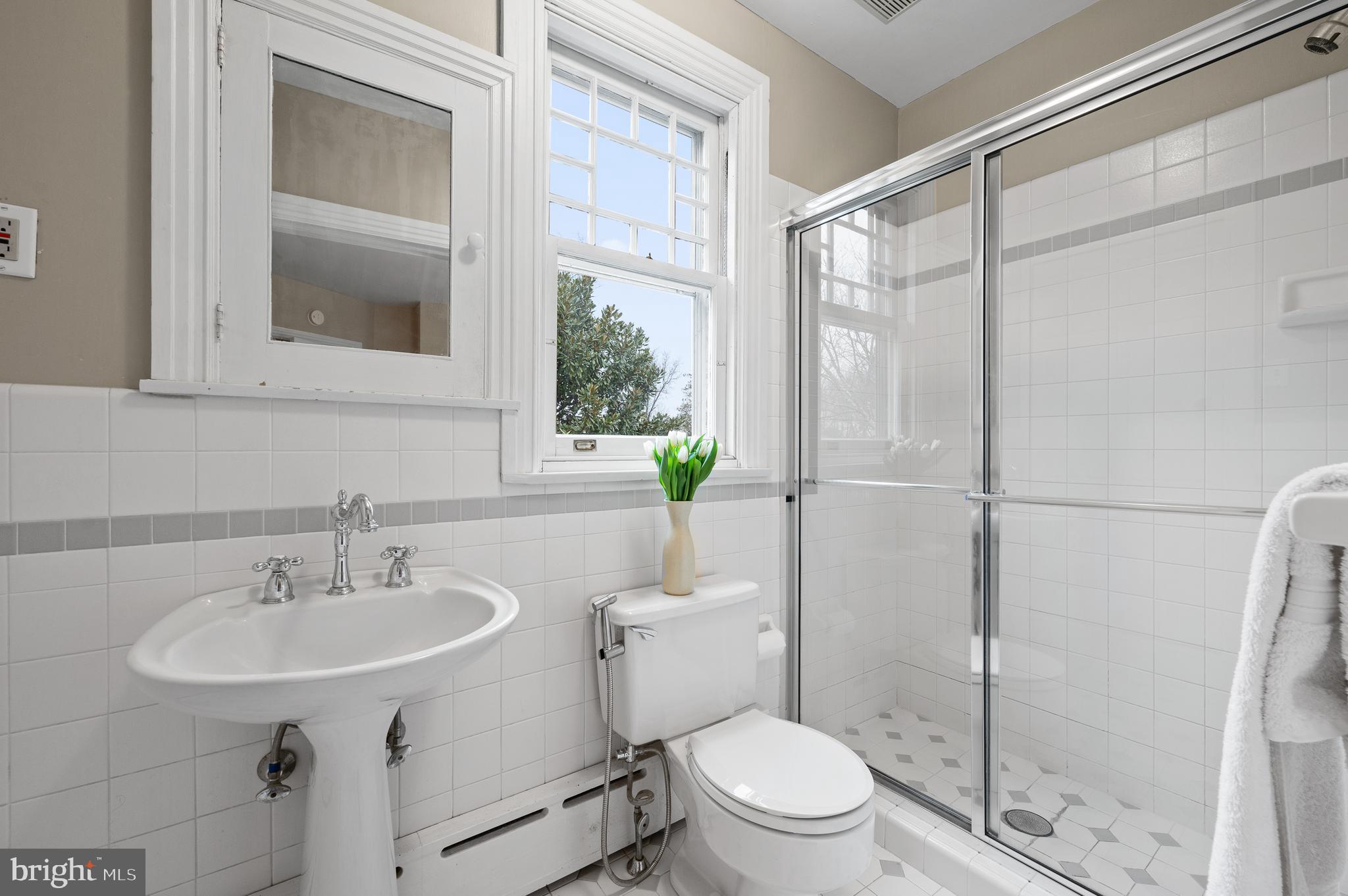 SOUTH WAYNE - Residential