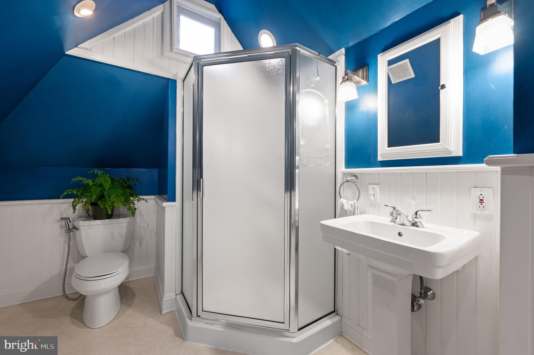 SOUTH WAYNE - Residential