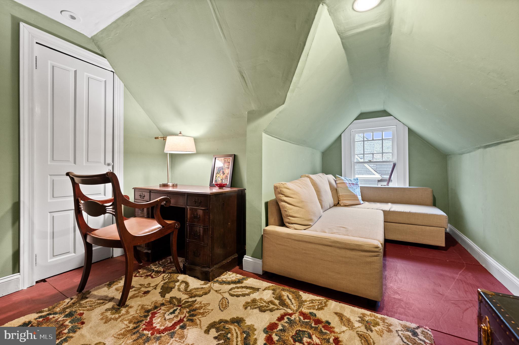 SOUTH WAYNE - Residential