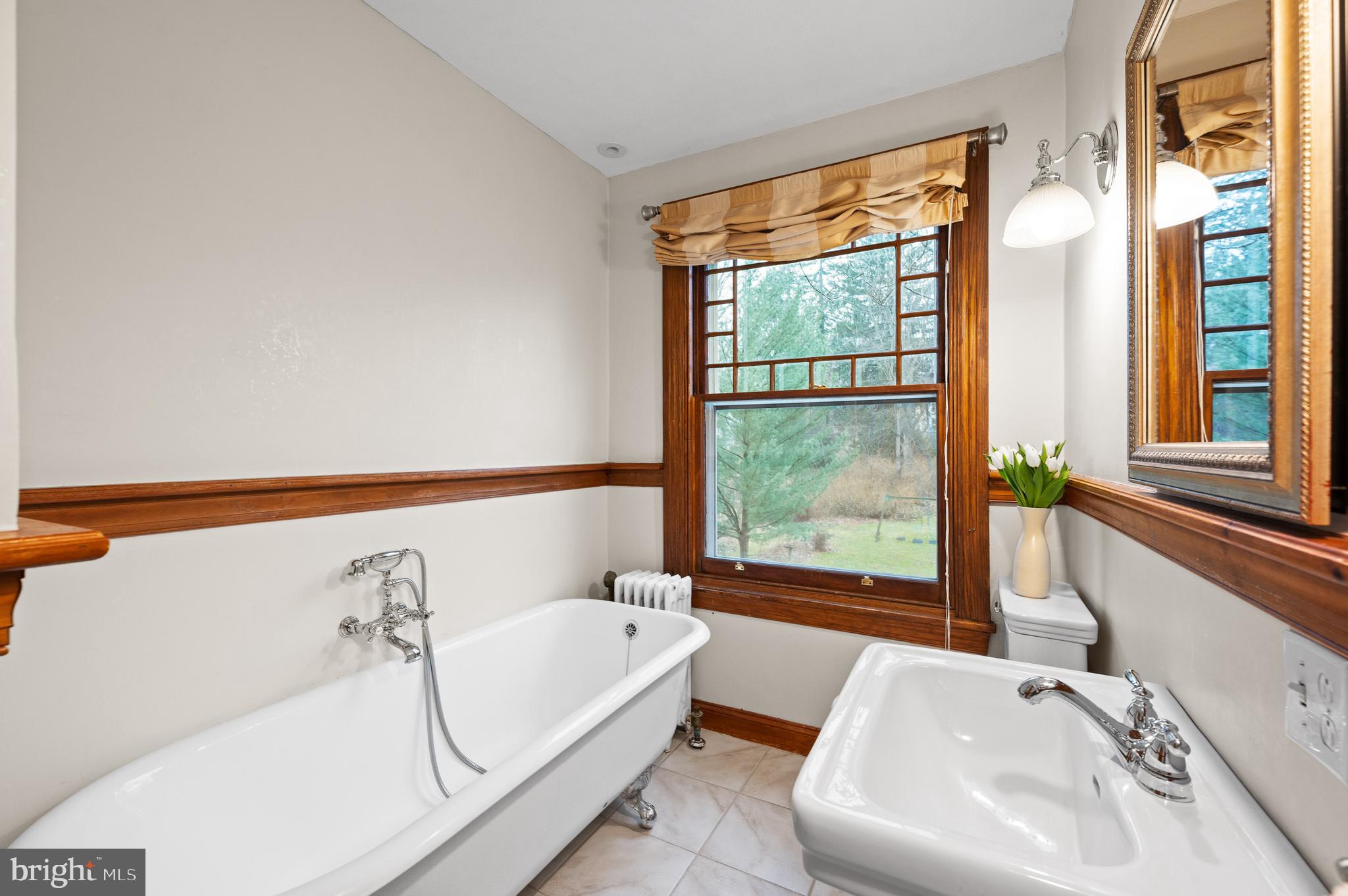 SOUTH WAYNE - Residential