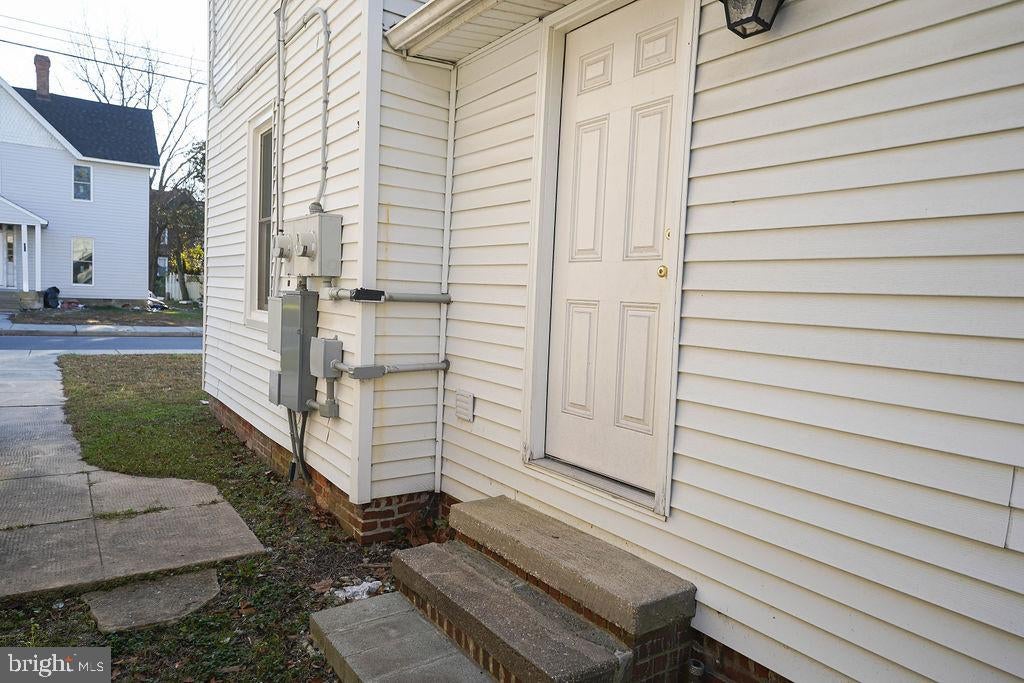 231 NEWTON STREET